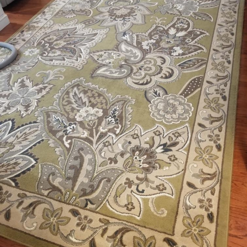 Area rug